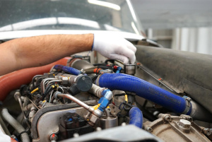 airplane engine mechanic