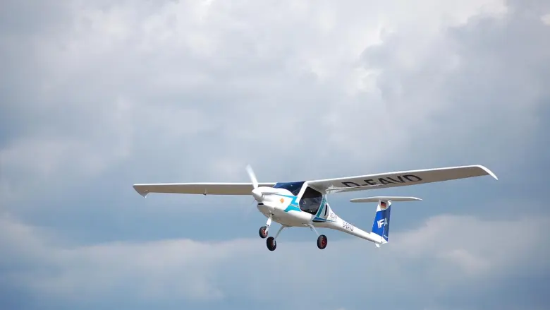 100% electric airplane