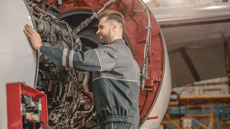 A escassez de mecânicos de aeronaves na aviação continua 1 aviation career europe
