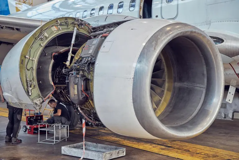 Aviation Mechanic Courses 1 motor aeronave companhia aérea