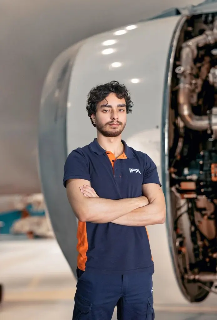 aircraft mechanic course